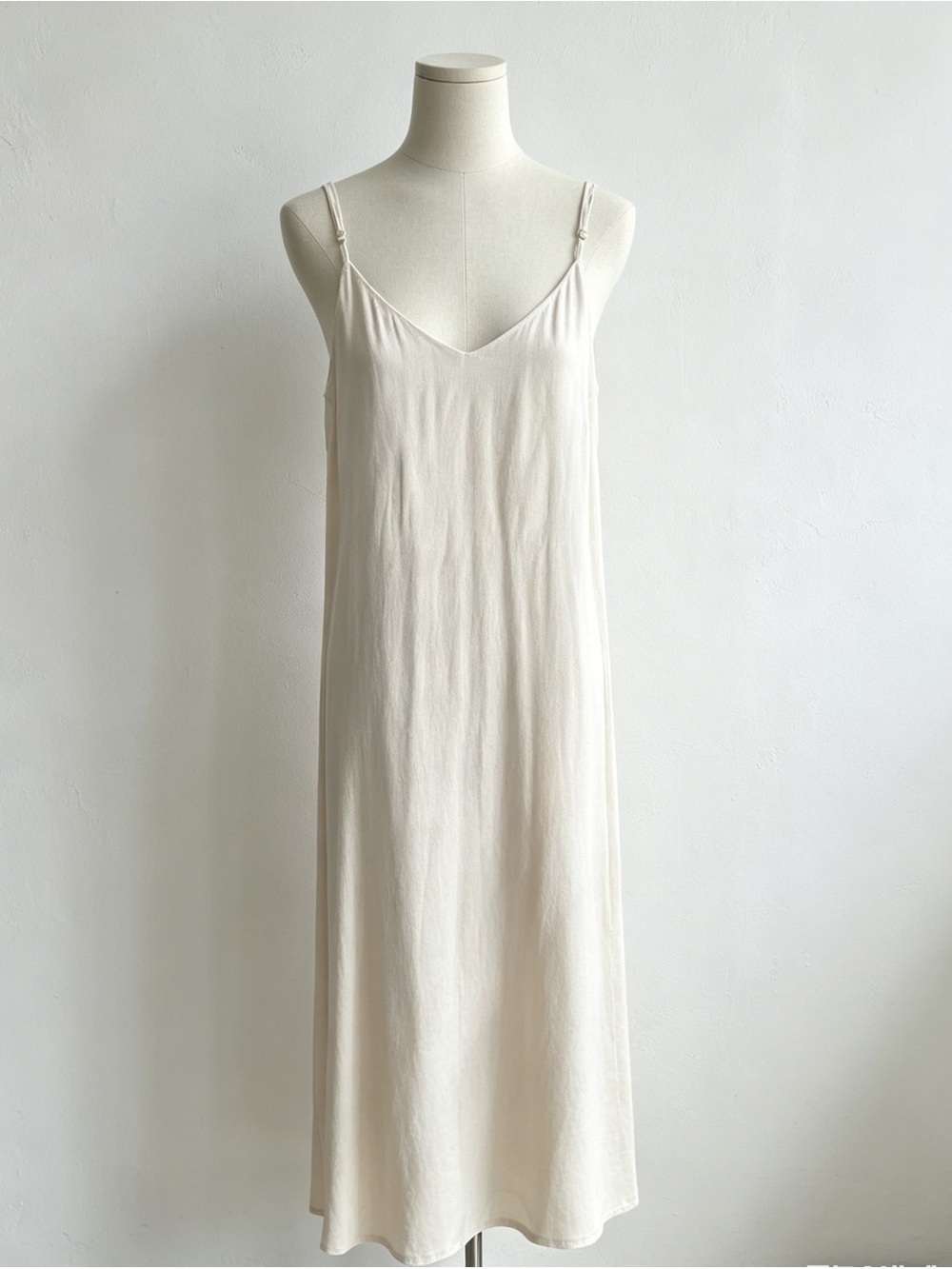 ✨Host Pick✨ Forever 21 Summer Chiffon Slip Dress Beige Size S